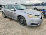 Chrysler 200 2013