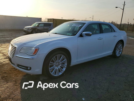 Chrysler 300 2011 - Image 1 of 13