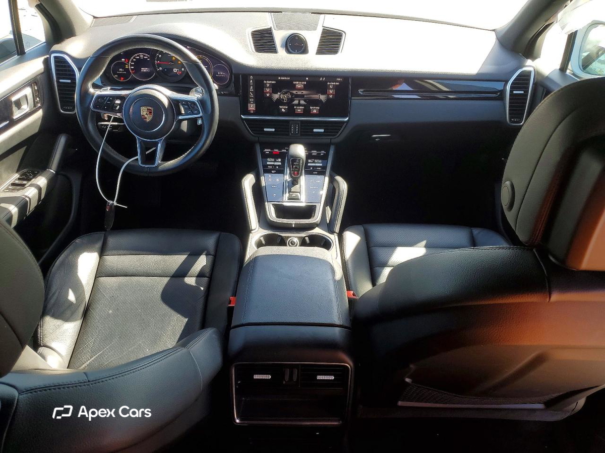 Porsche Cayenne 2021