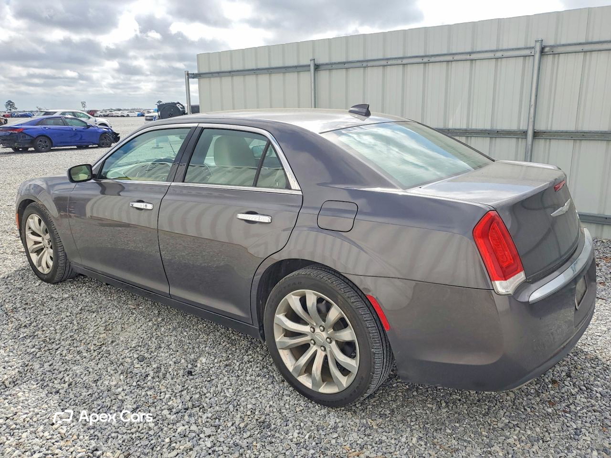 Chrysler 300 2018