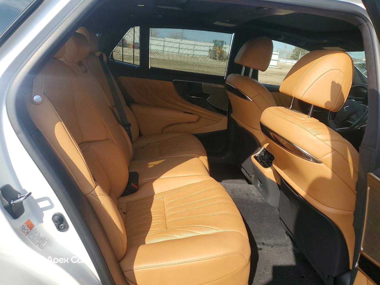 Lexus LS 2024