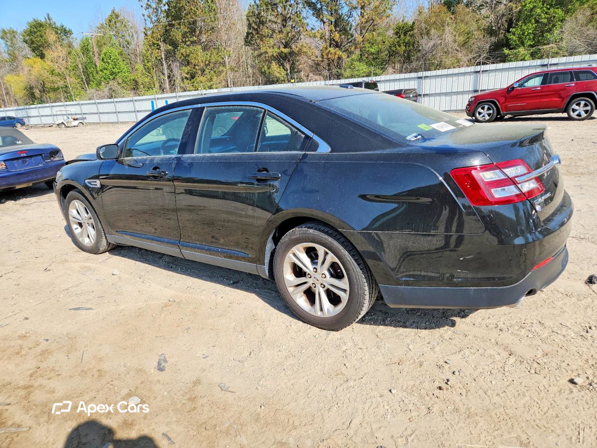 Ford Taurus 2015