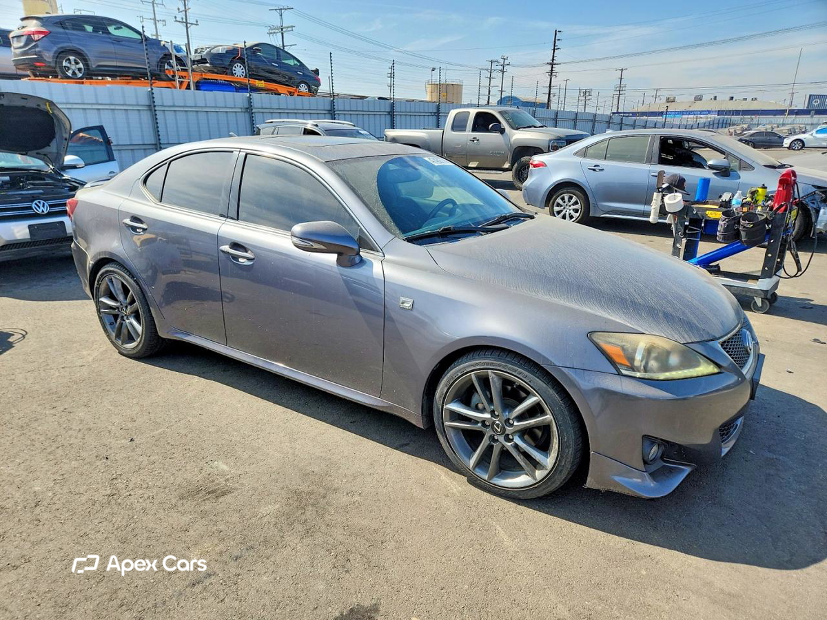 Lexus IS 2013
