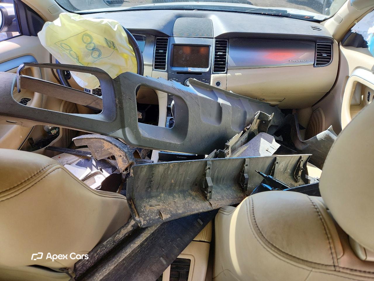 Ford Taurus 2014