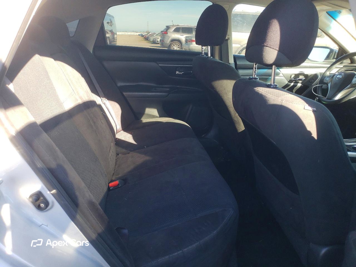 Nissan Altima 2015