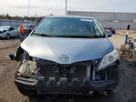 Toyota Sienna 2011