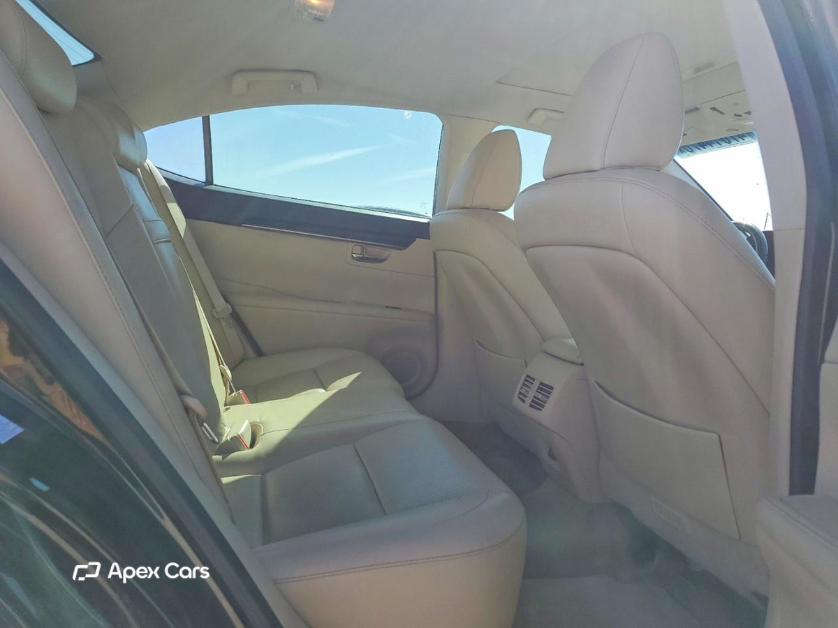 Lexus ES 2013