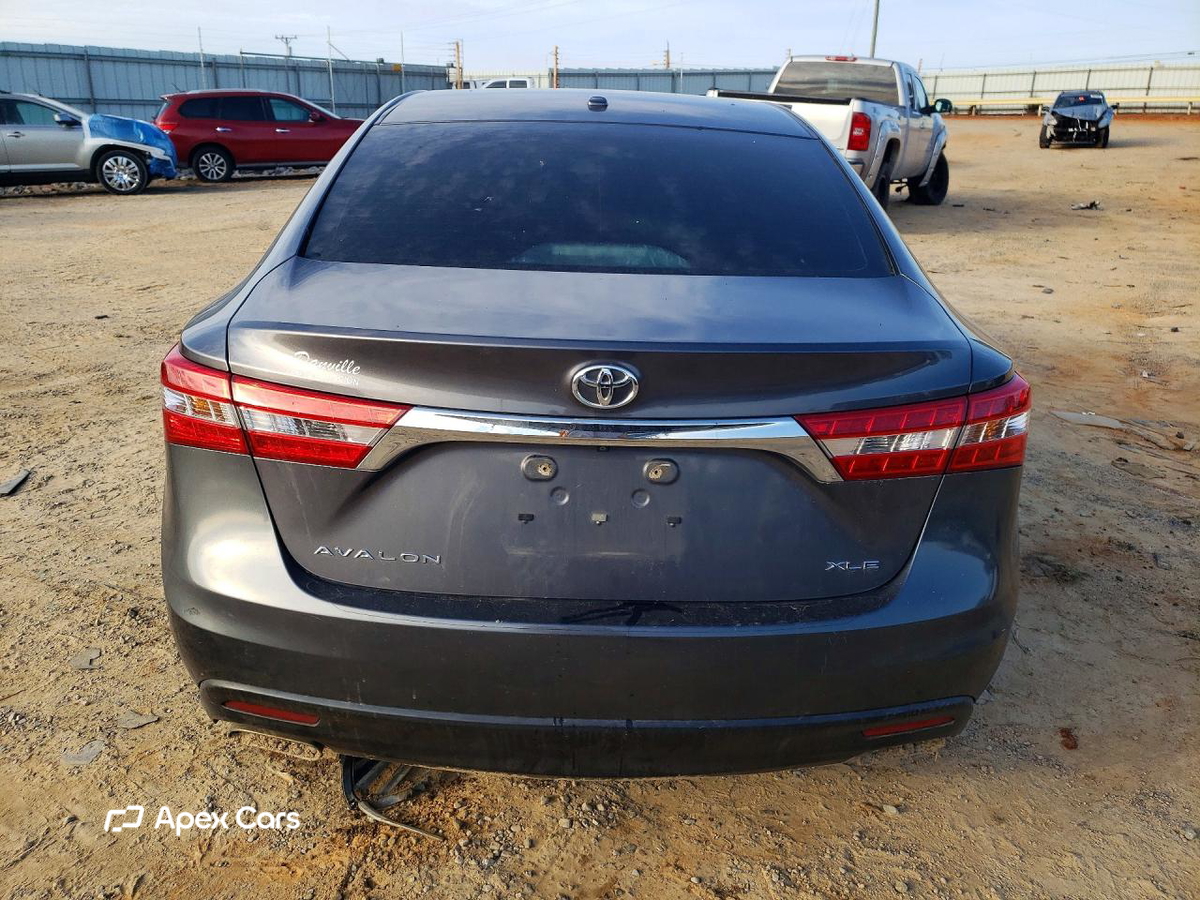 Toyota Avalon 2014