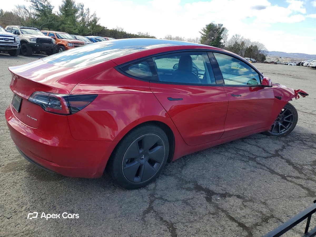 Tesla Model 3 2022