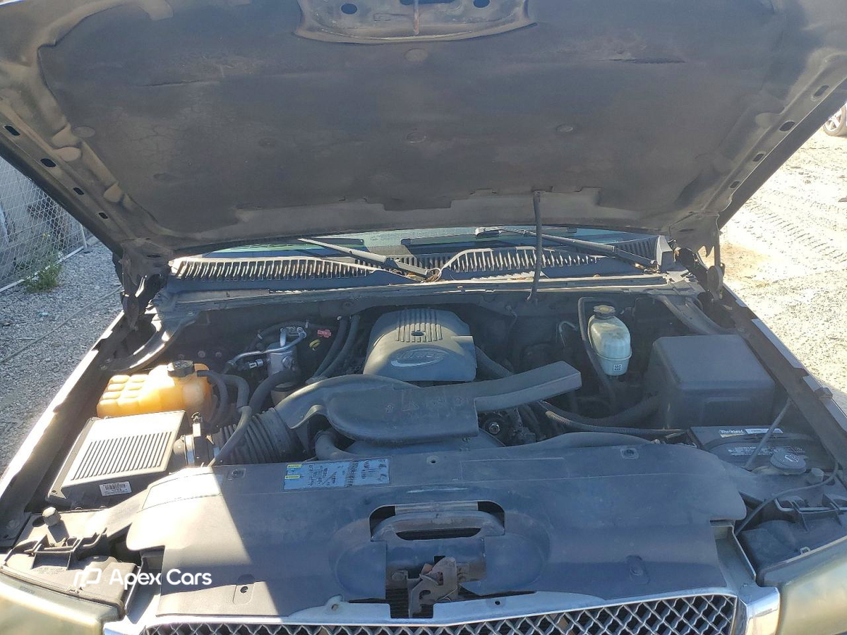 Chevrolet Avalanche 2004
