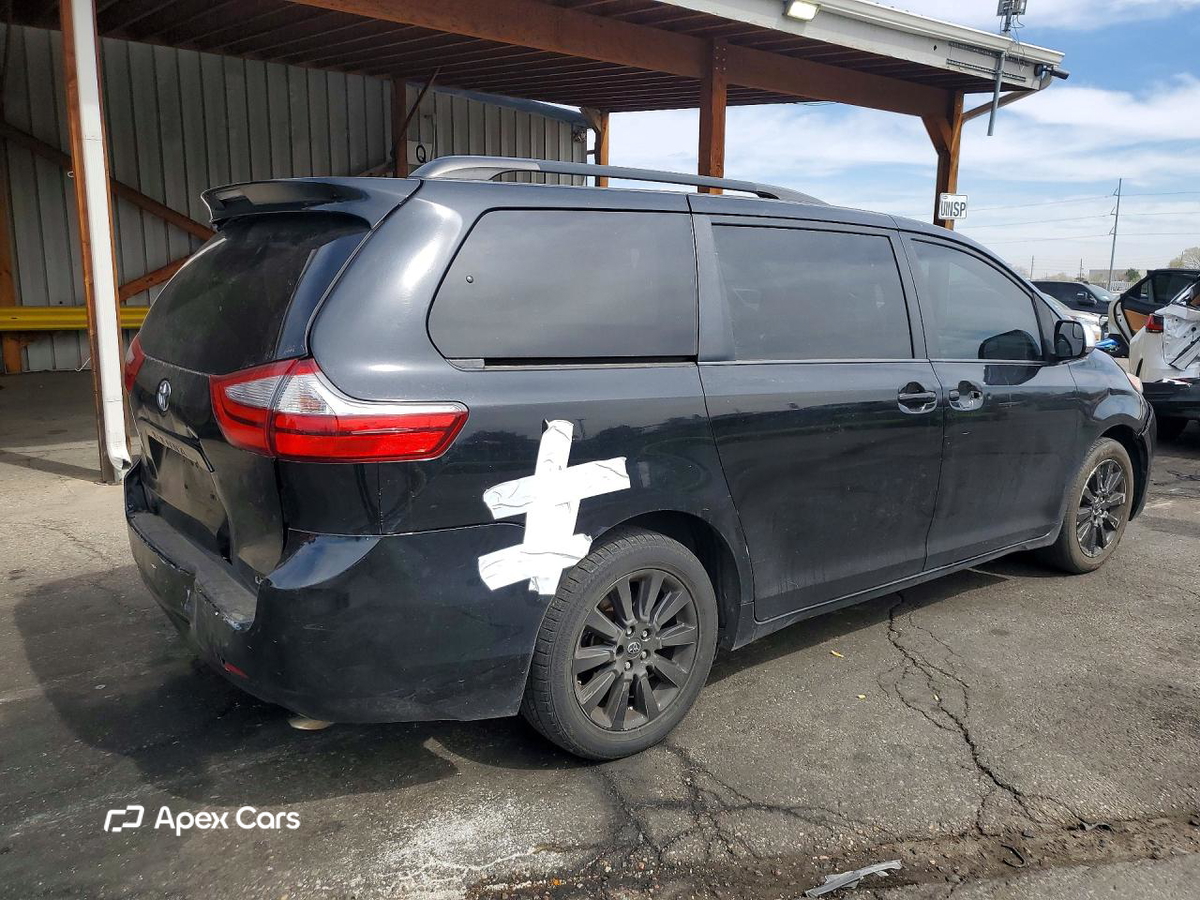 Toyota Sienna 2015