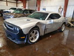 Dodge Challenger 2012