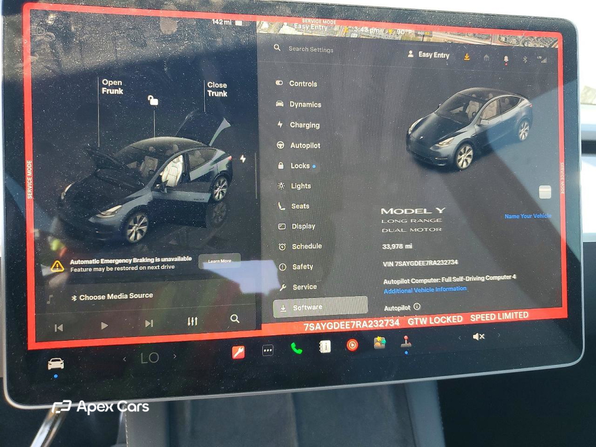 Tesla Model Y 2024