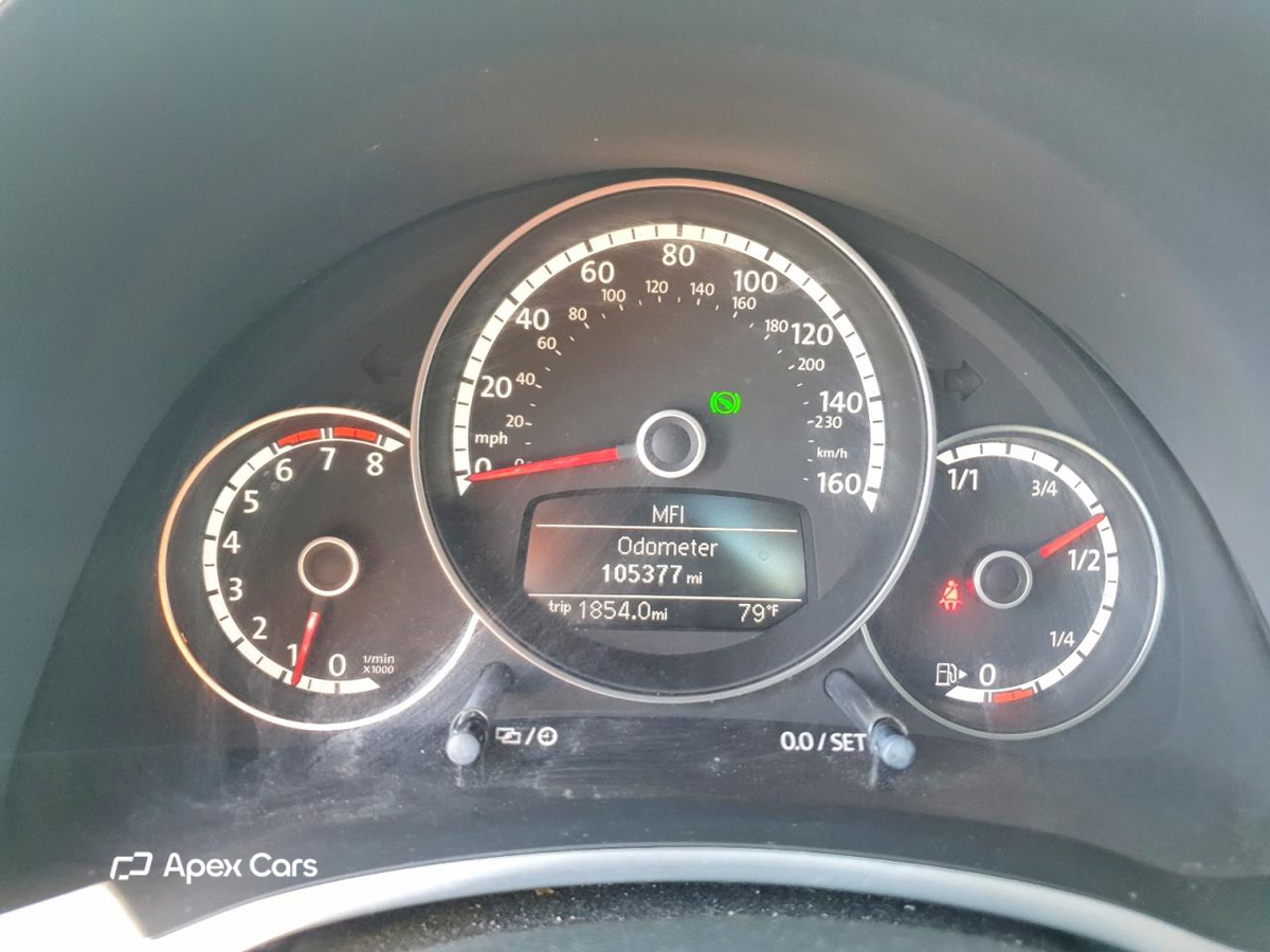 Volkswagen Beetle 2014
