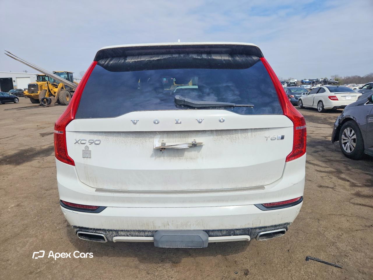Volvo XC90 2018
