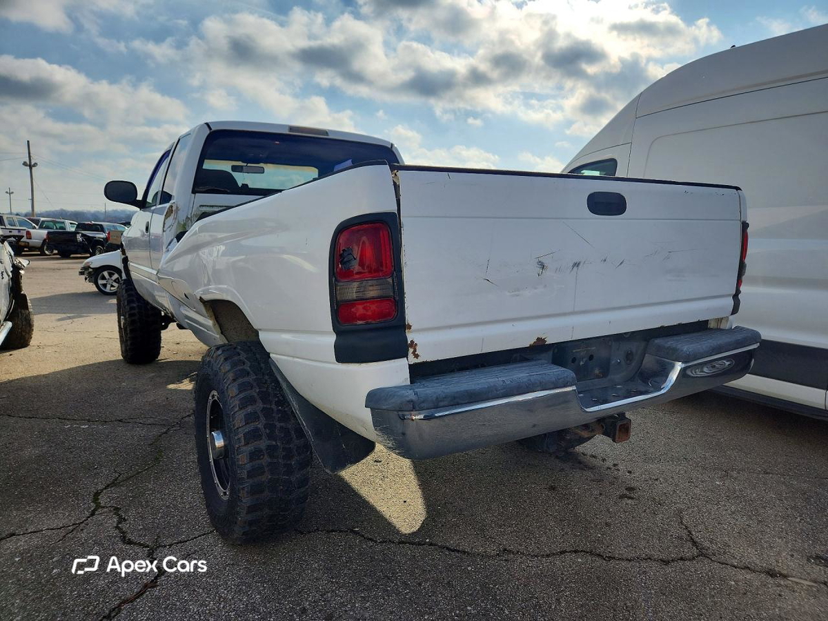 Dodge RAM 2001