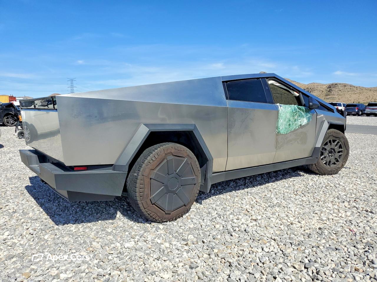 Tesla Cybertruck 2025