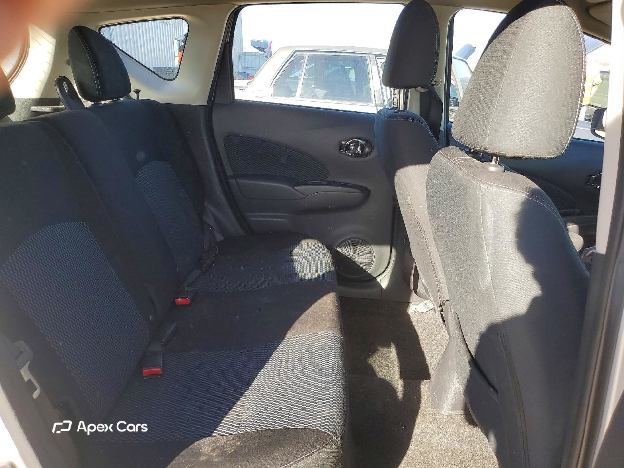 Nissan Versa 2016