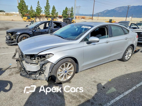 Ford Fusion 2017 - Image 1 of 12