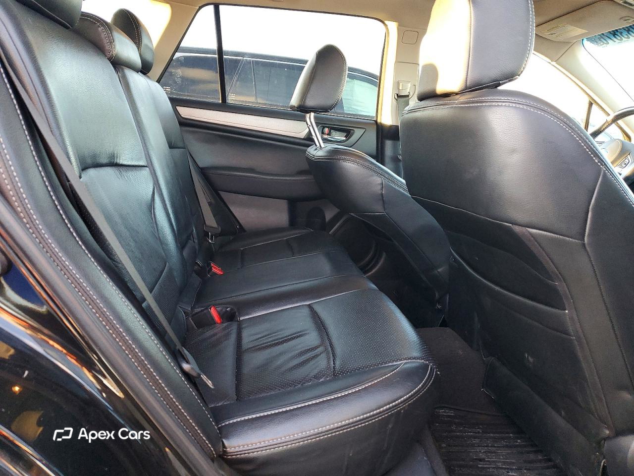 Subaru Outback 2015