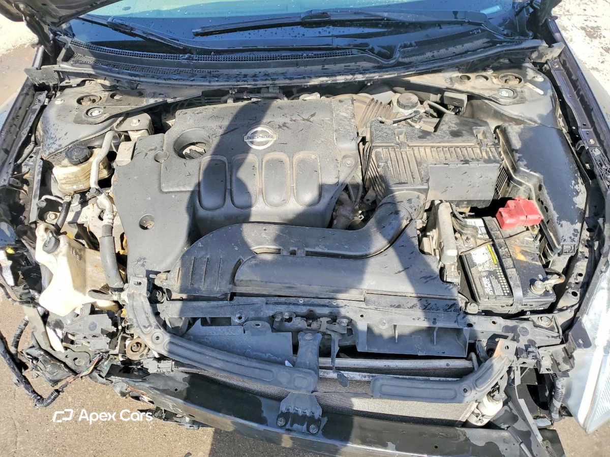 Nissan Altima 2011