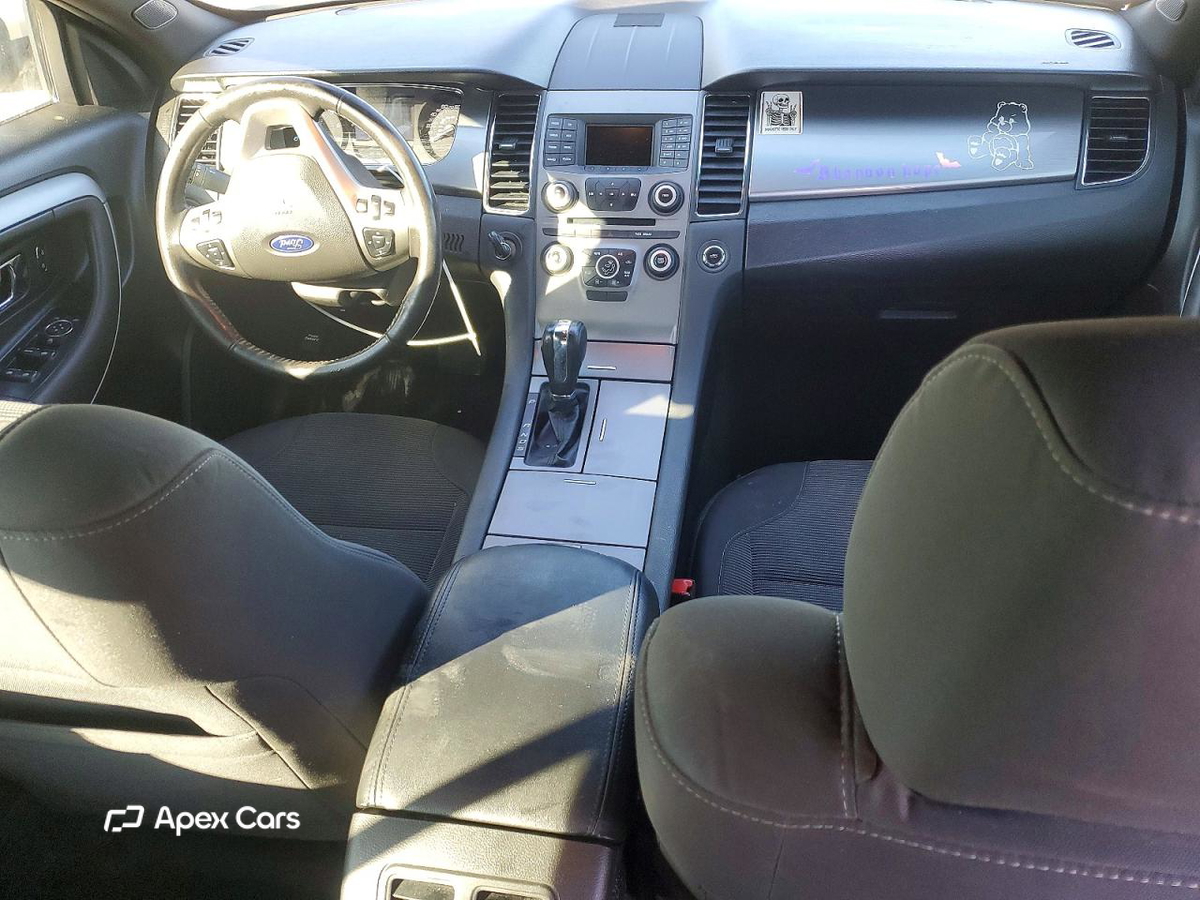 Ford Taurus 2016