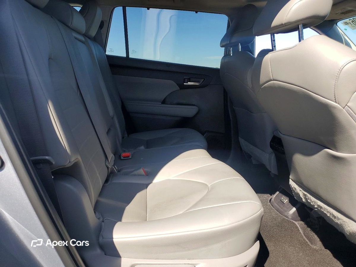 Toyota Highlander 2023
