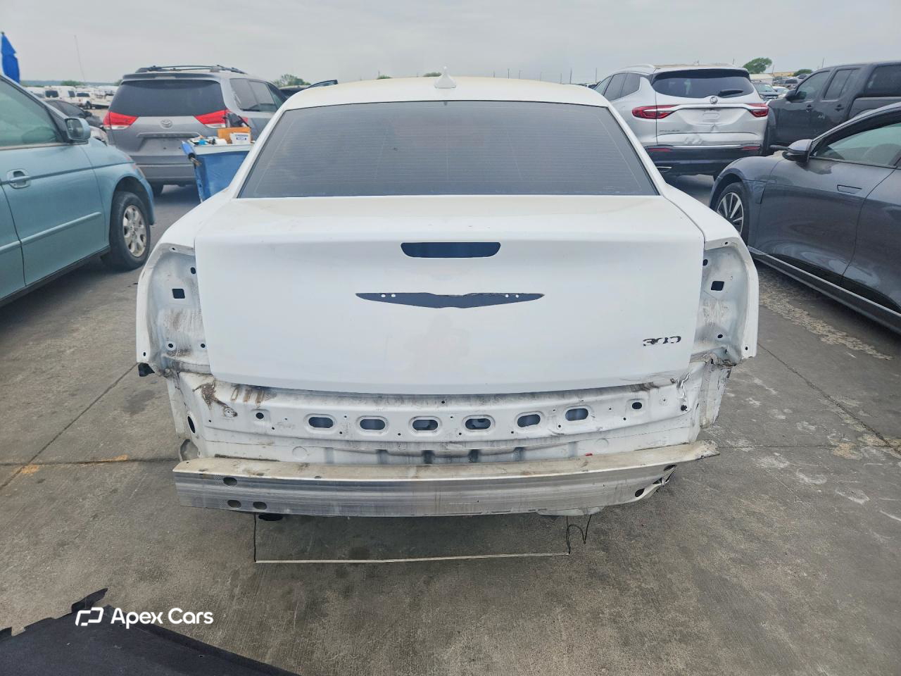 Chrysler 300 2022