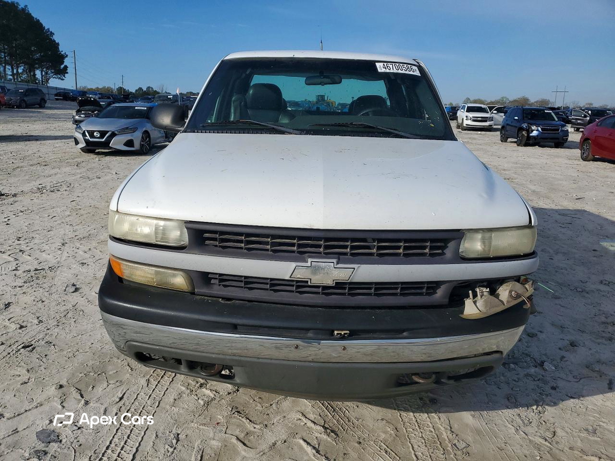 Chevrolet Silverado 2001