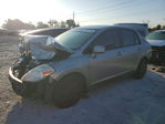 Nissan Versa 2011