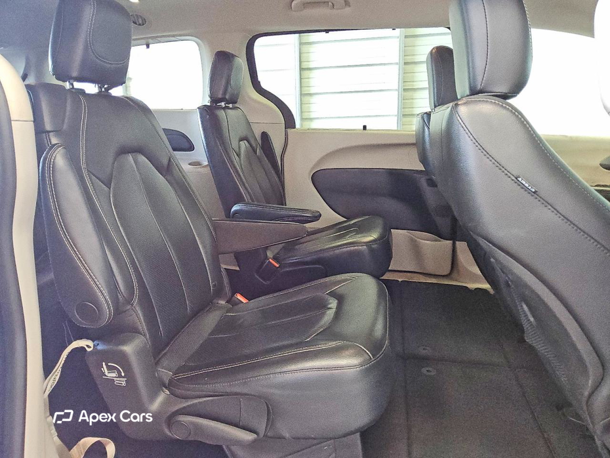 Chrysler Pacifica 2022