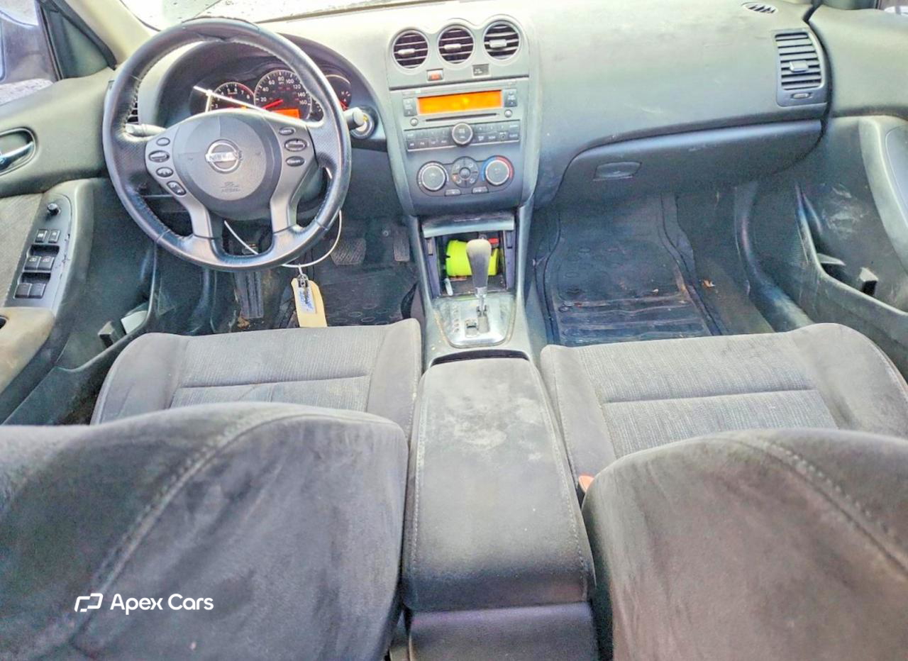 Nissan Altima 2012