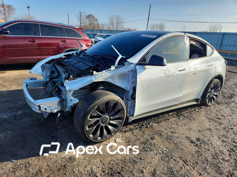 Tesla Model Y 2022 - Image 1 of 13