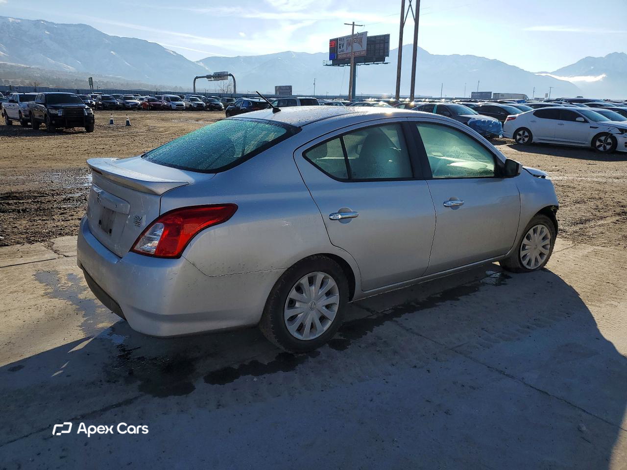 Nissan Versa 2018