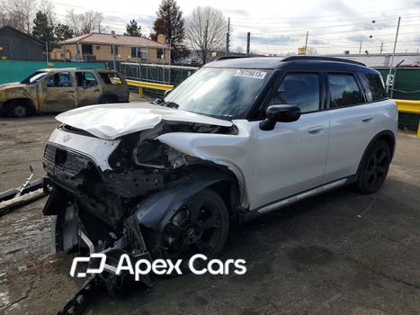 MINI Cooper 2025 - Image 1 of 13