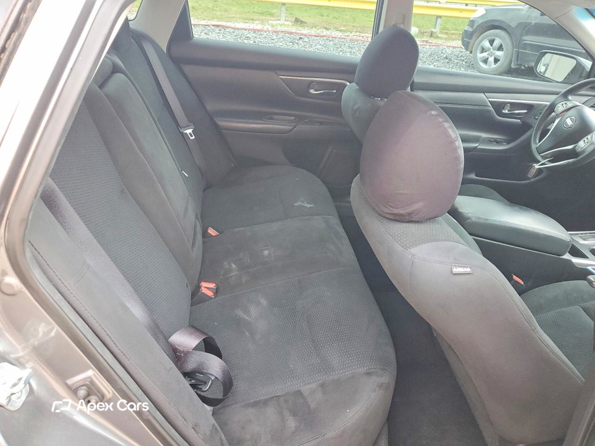 Nissan Altima 2015