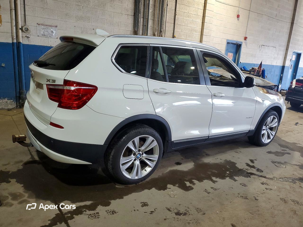 BMW X3 2011