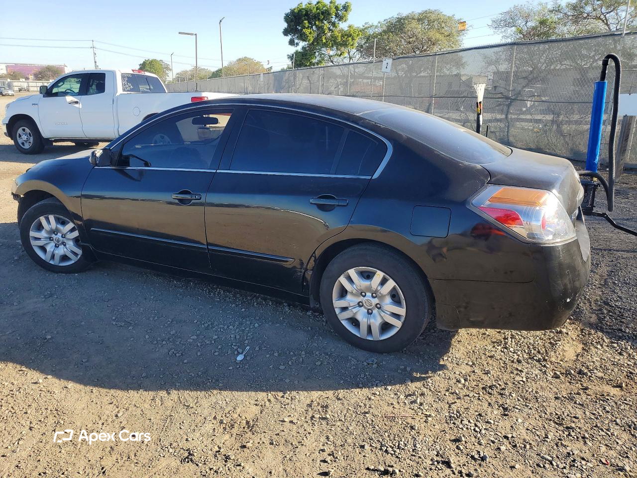 Nissan Altima 2012