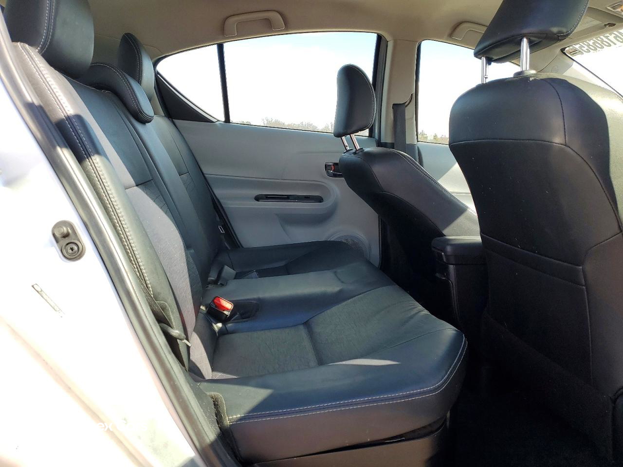 Toyota Prius 2012