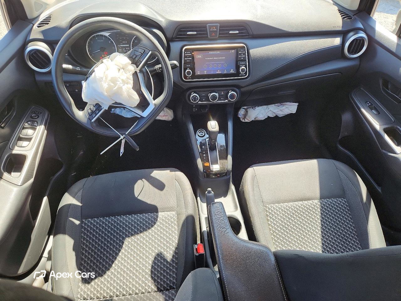 Nissan Versa 2020