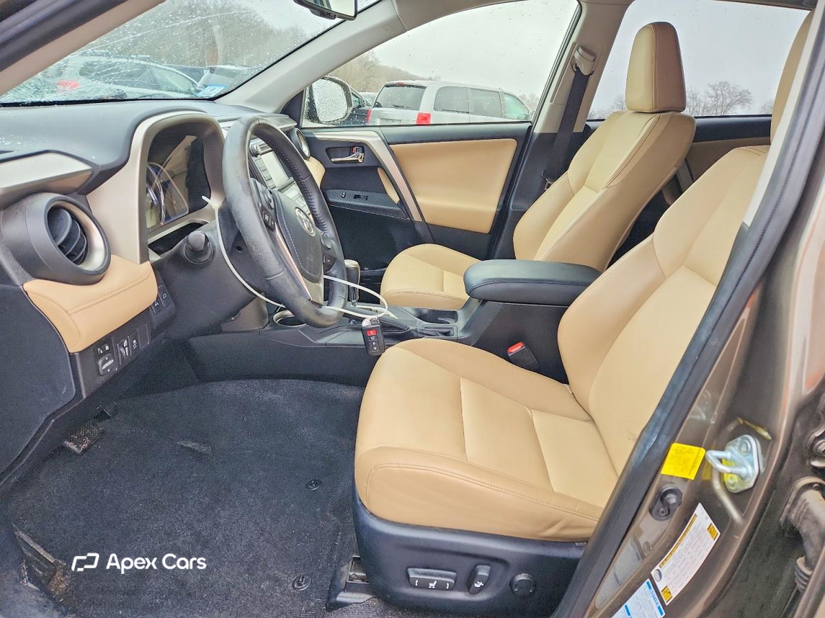 Toyota RAV 4 2015