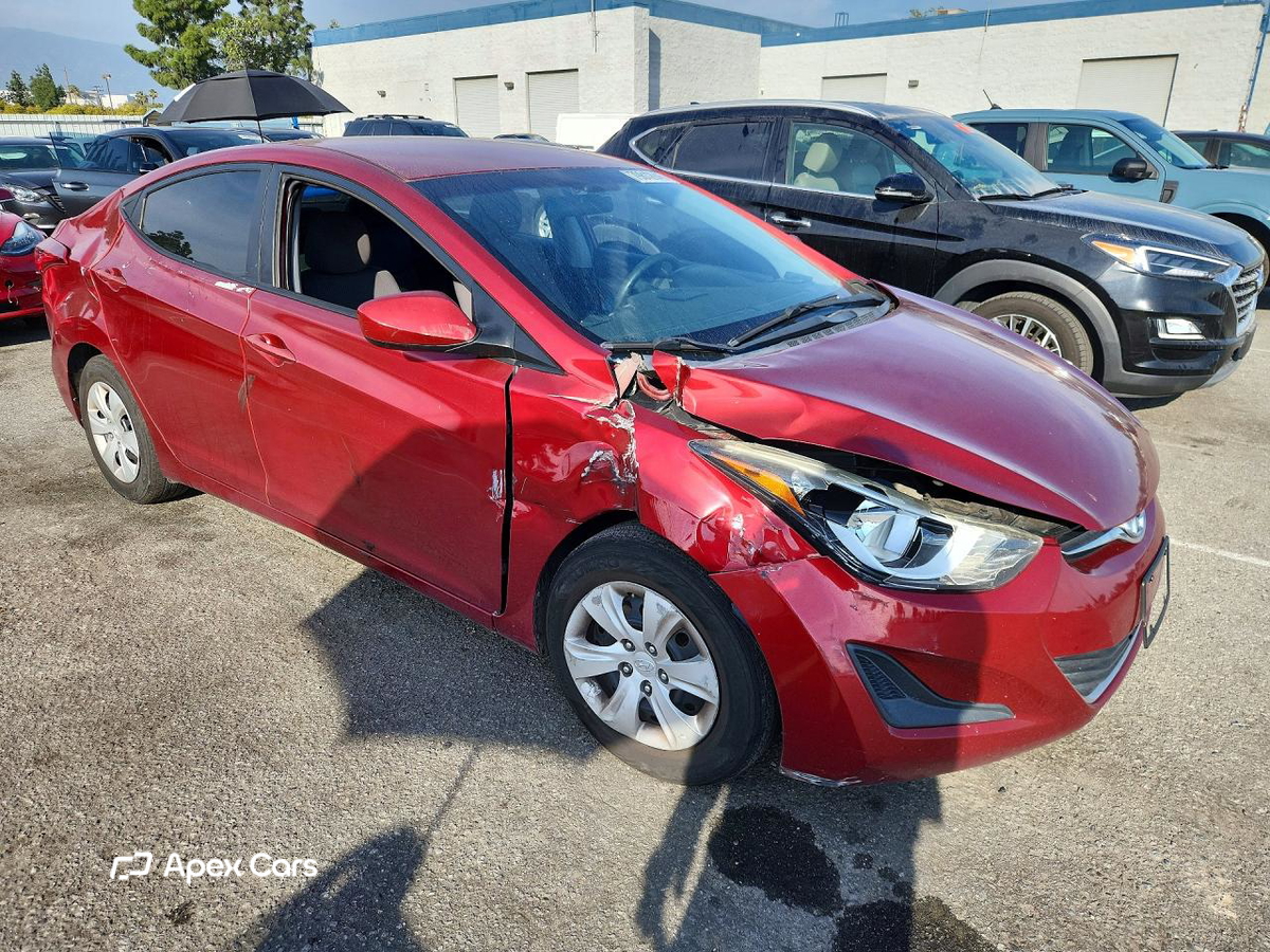 Hyundai Elantra 2016