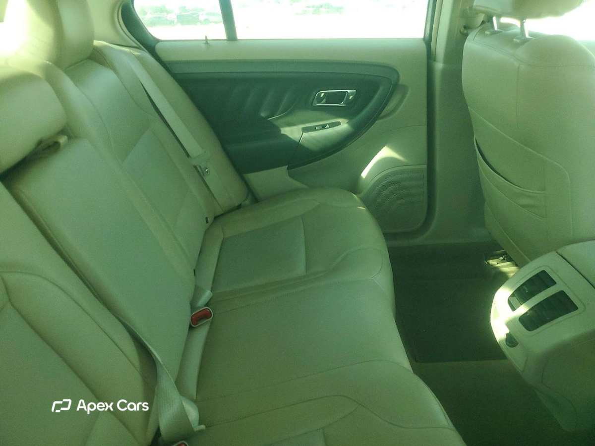 Ford Taurus 2012