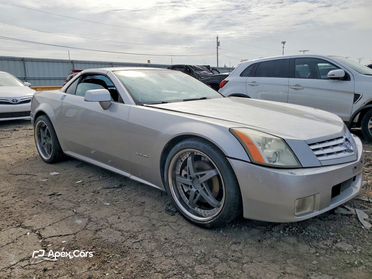 Cadillac XLR 2004