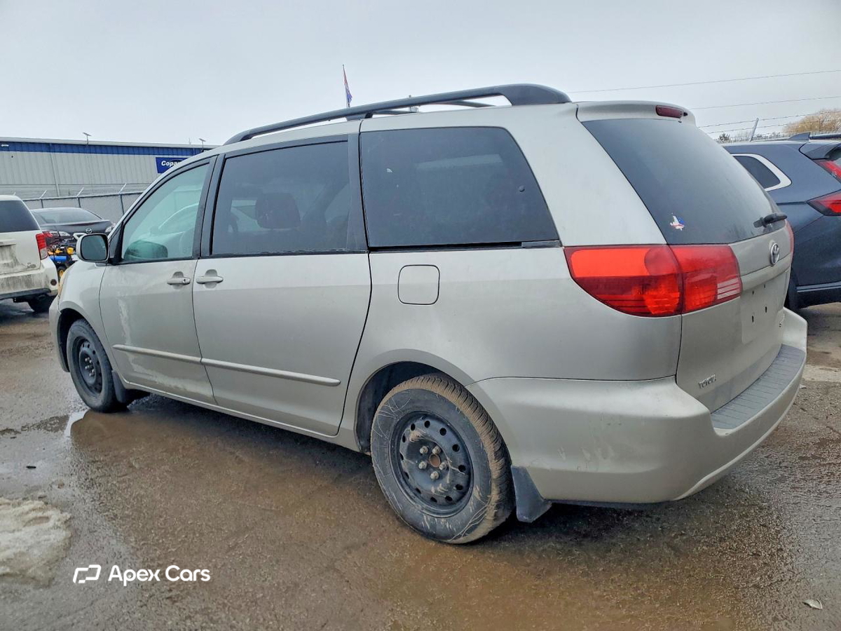 Toyota Sienna 2004