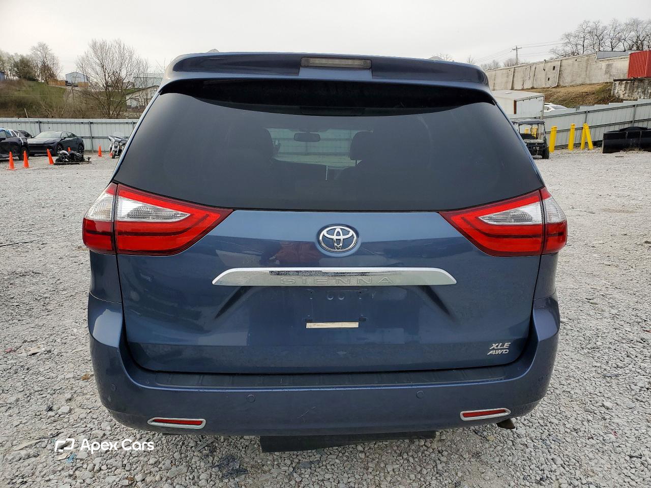 Toyota Sienna 2017