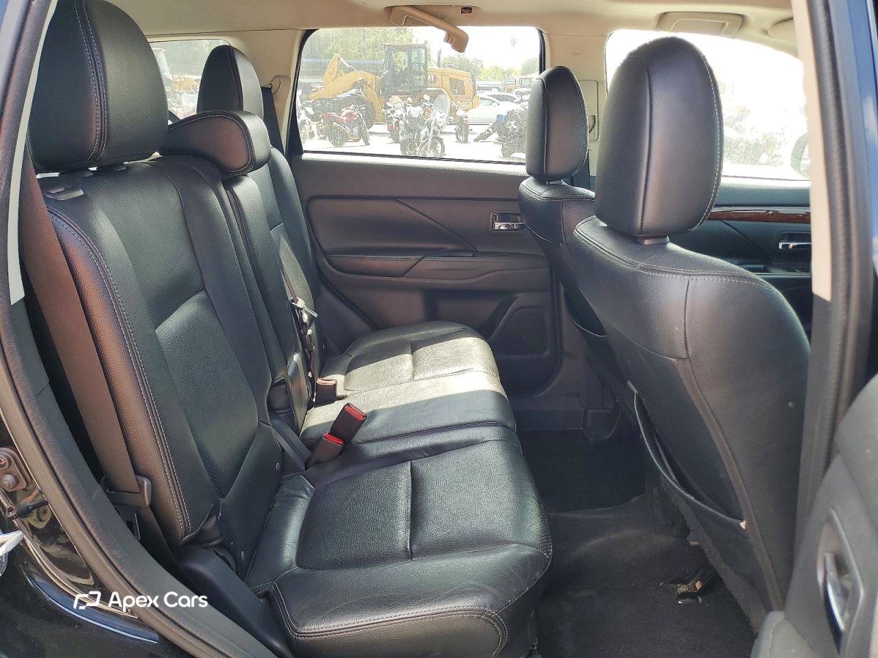 Mitsubishi Outlander 2014