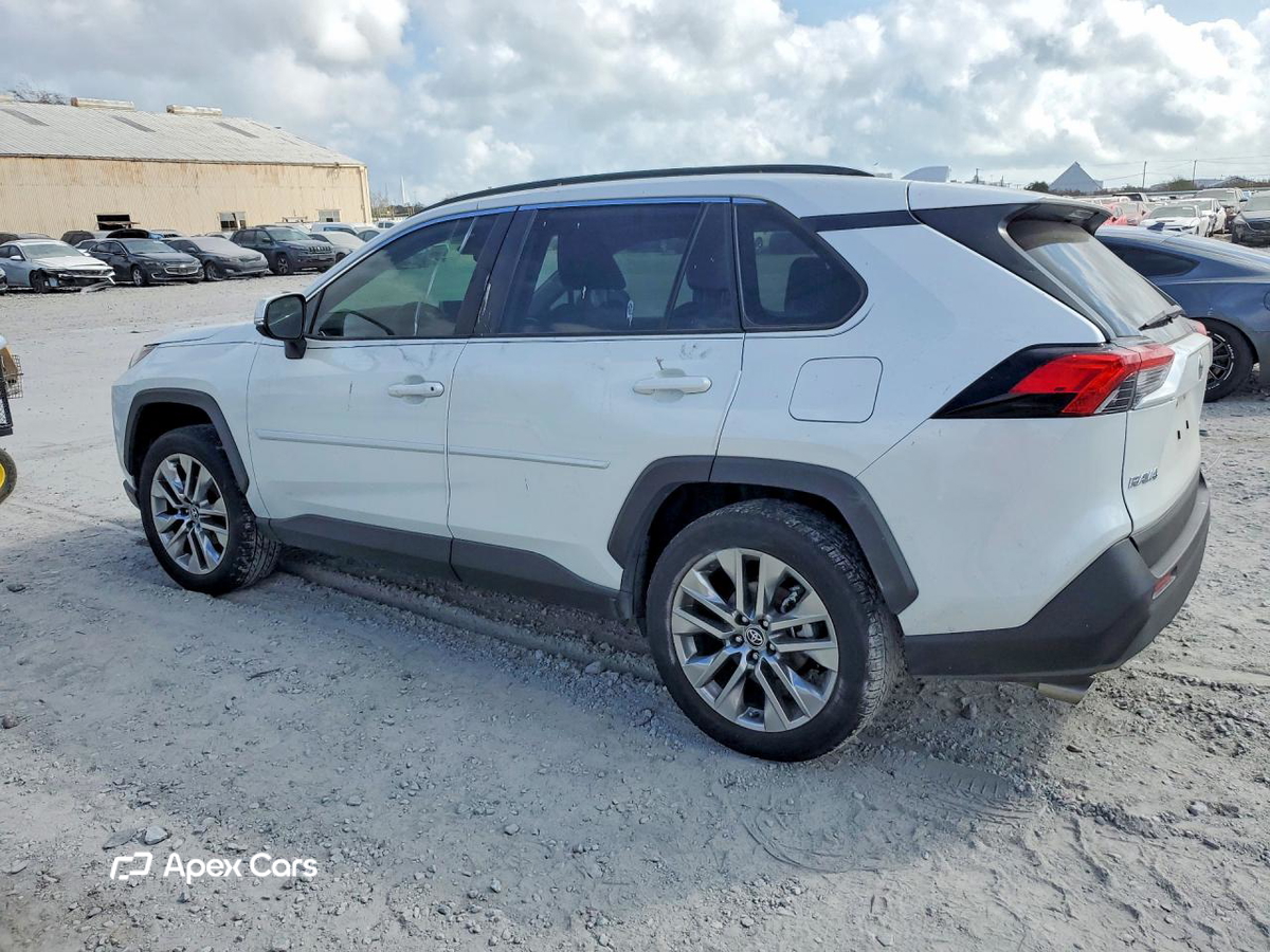 Toyota RAV 4 2024