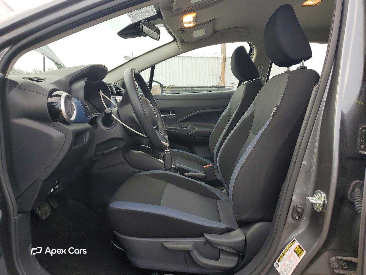 Nissan Versa 2025