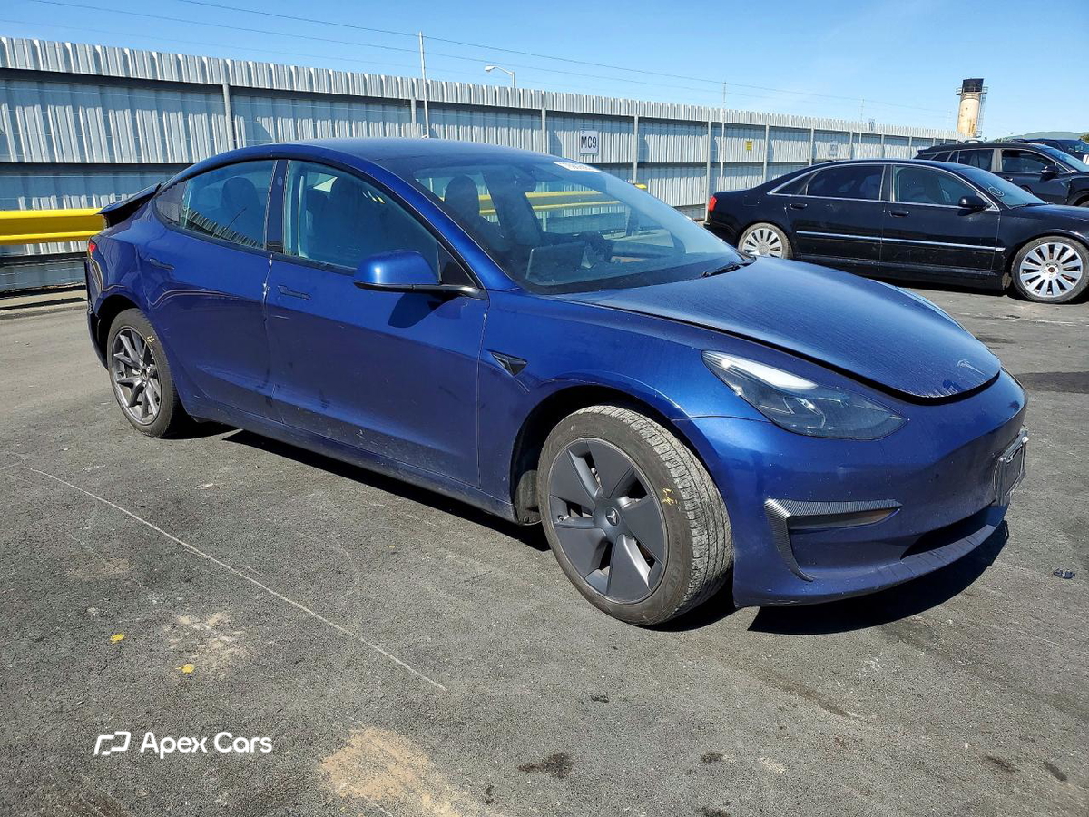Tesla Model 3 2023